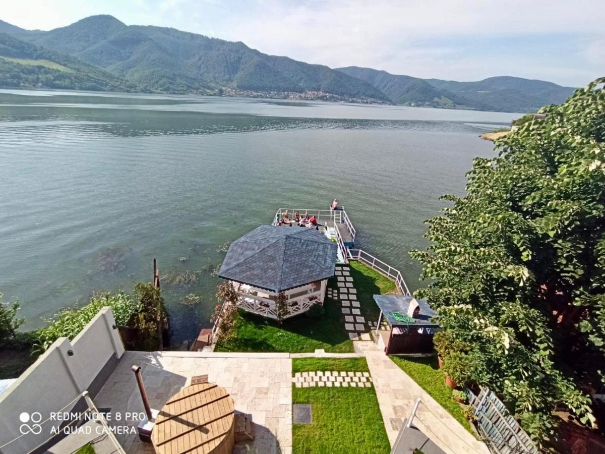 Noah River House Orsova Bagian luar foto