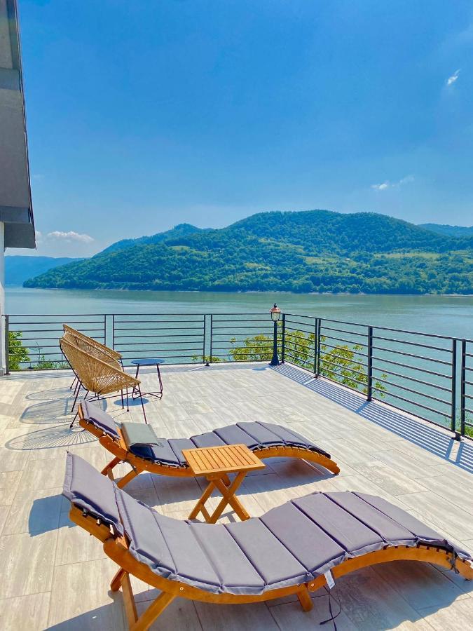 Noah River House Orsova Bagian luar foto